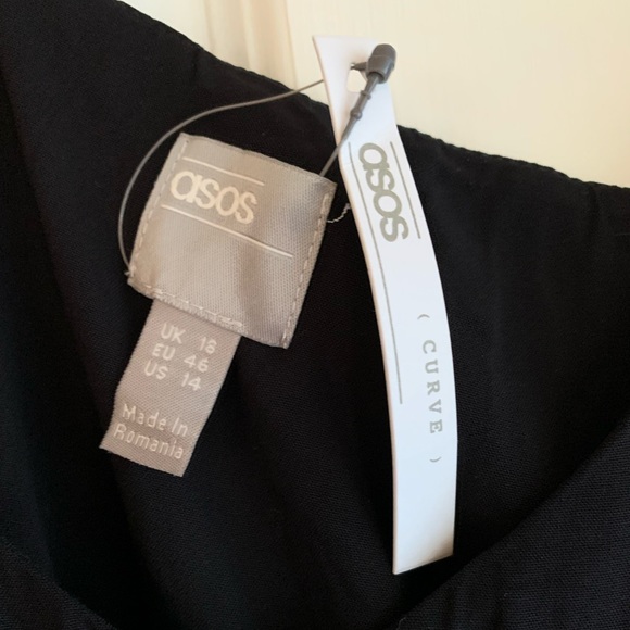NWT ASOS Curve Size 14 black long dress, adjustable straps, button details - Picture 6 of 8